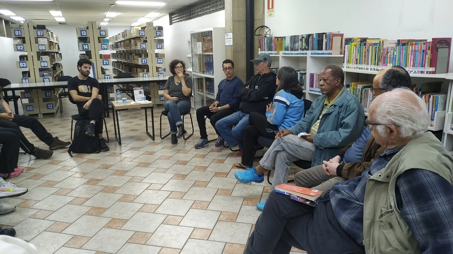 Encontro com a escritora Andréa Del Fuego – 30/05/2025