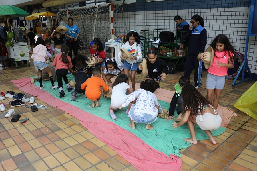 Recreação na AABB com o Projeto Sorria – 10/05/2025