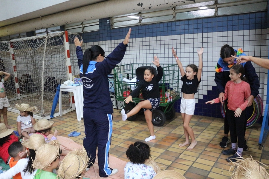 Recreação na AABB com o Projeto Sorria – 10/05/2025