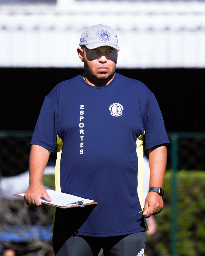 #TBT - Inauguração do Novo Gramado do Campo de Futebol Oficial – 11/04/2026