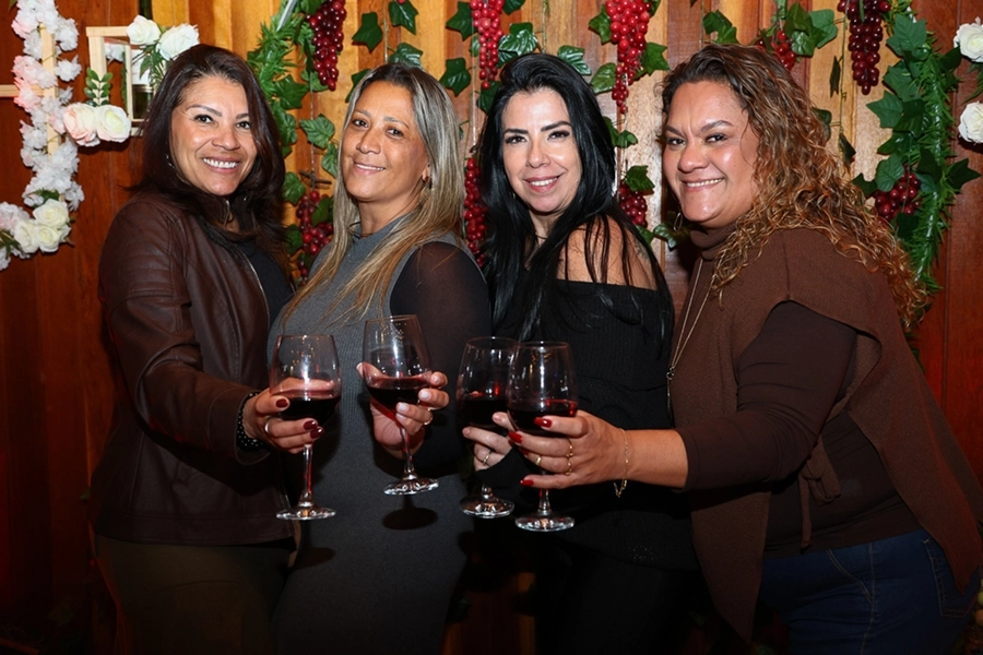 Noite do Queijo & Vinho – 25/07/2026