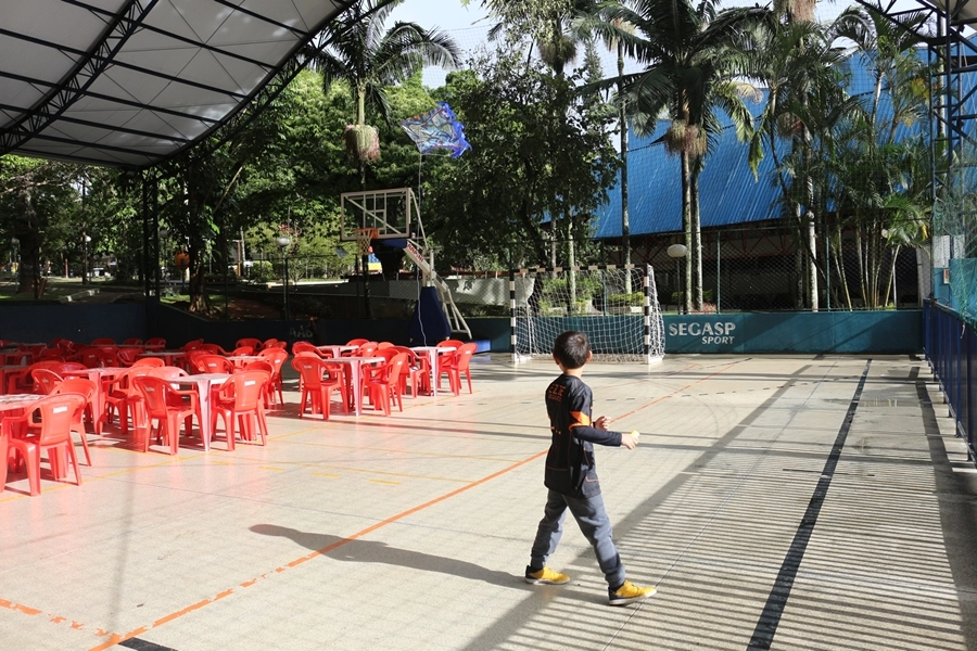 Pipas colorindo o céu com o Projeto Sorria – 19/10/2025