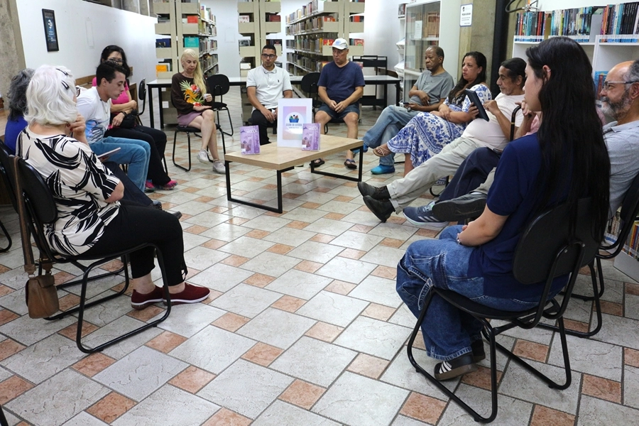 Clube de Leitura – Um Teto Todo Seu – 28/11/2025