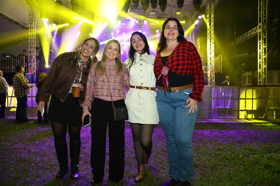 Festa Junina AABB São Paulo com Inimigos da HP e DJ Fatu – 26/06/2026