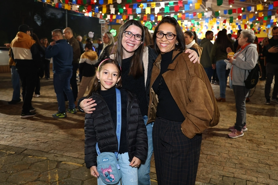 Festa Junina AABB São Paulo com Inimigos da HP e DJ Fatu – 26/06/2026