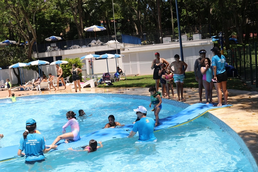 Recreação na AABB com o Projeto Sorria – 29 e 30/11/2025