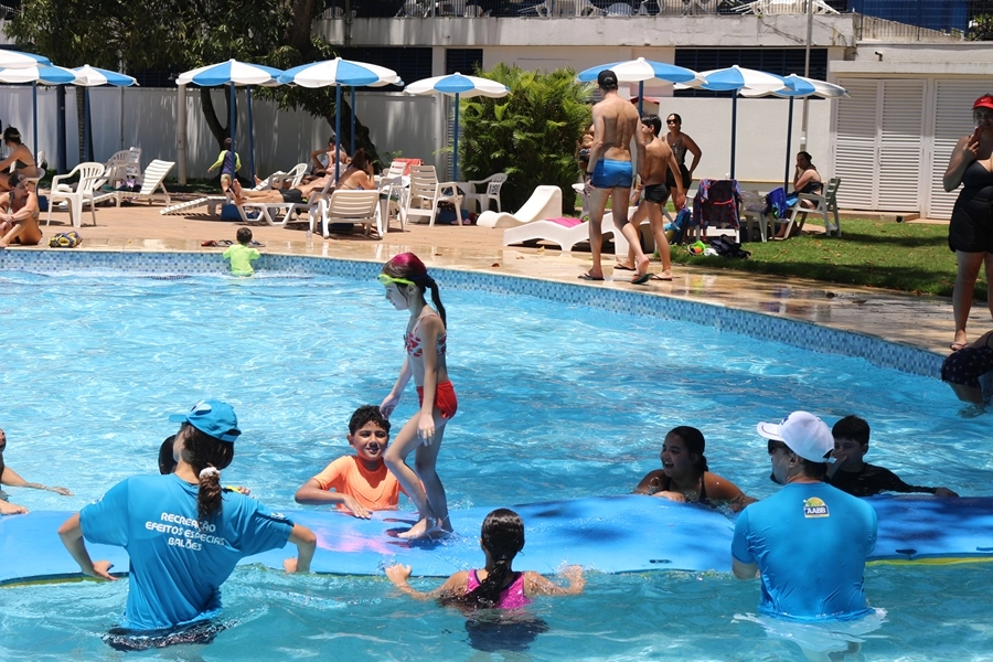 Recreação na AABB com o Projeto Sorria – 29 e 30/11/2025