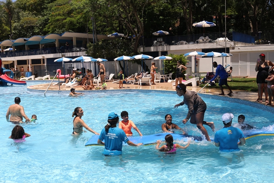 Recreação na AABB com o Projeto Sorria – 29 e 30/11/2025