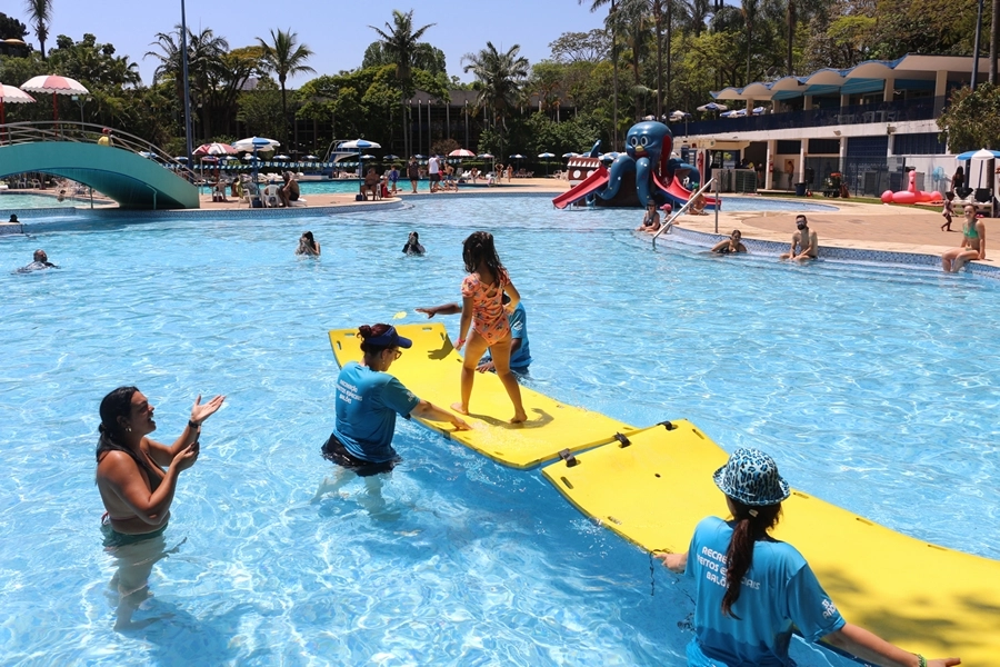 Recreação na AABB com o Projeto Sorria – 04 e 05/10/2025