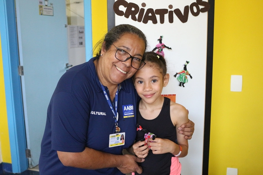 Momentos Criativos – Confecção da Boneca Abayomi – 29/11/2025