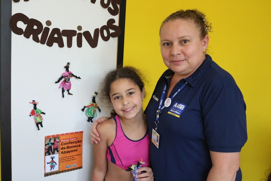 Momentos Criativos – Confecção da Boneca Abayomi – 29/11/2025