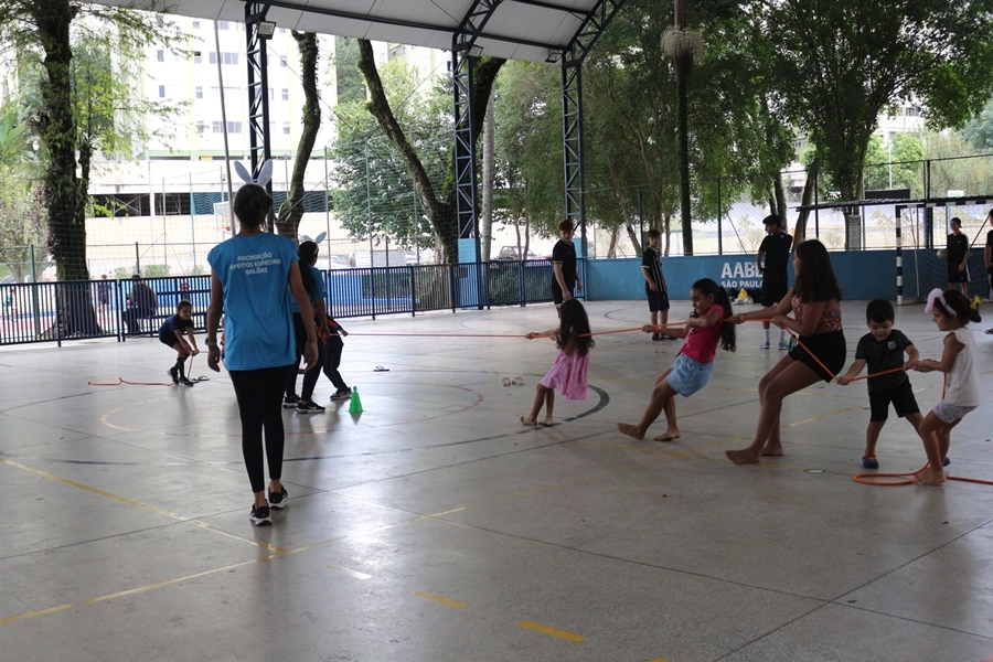 Recreação na AABB com o Projeto Sorria – 19 e 20/04/2025