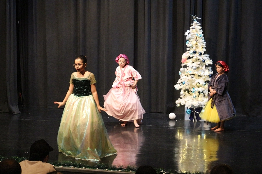 Espetáculo Cinderela – 06/12/2025