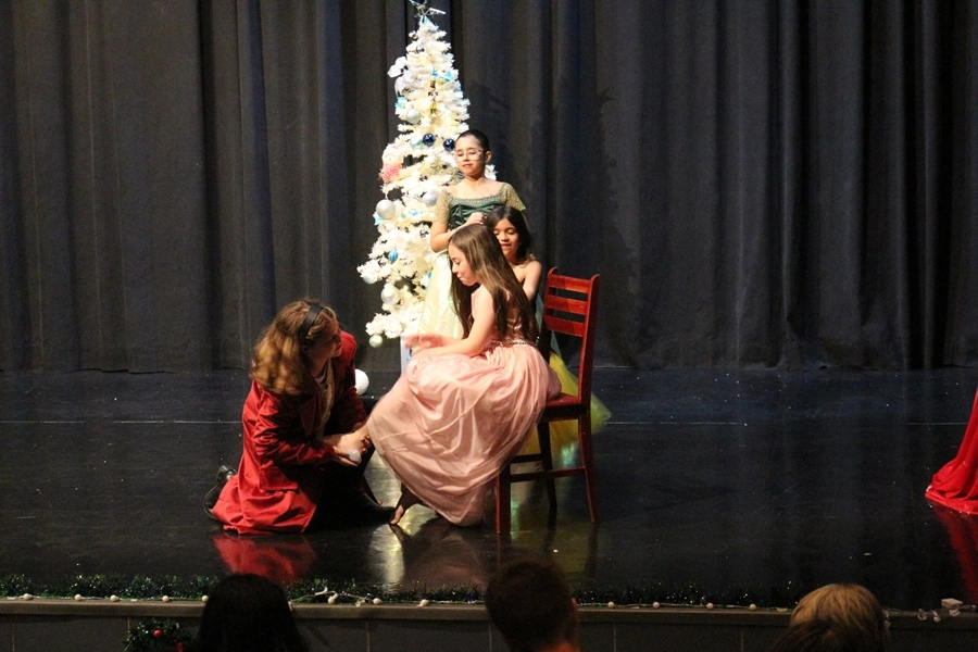 Espetáculo Cinderela – 06/12/2025