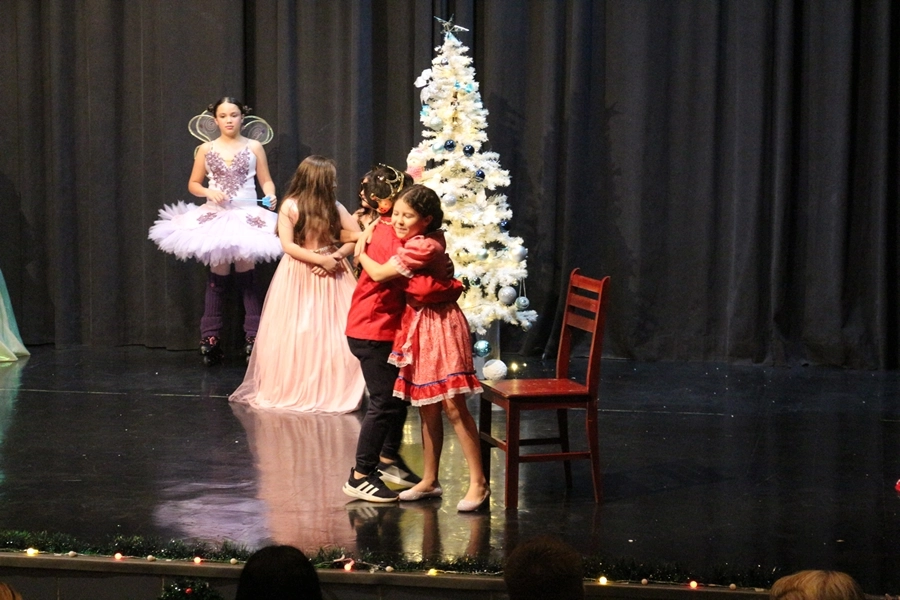 Espetáculo Cinderela – 06/12/2025