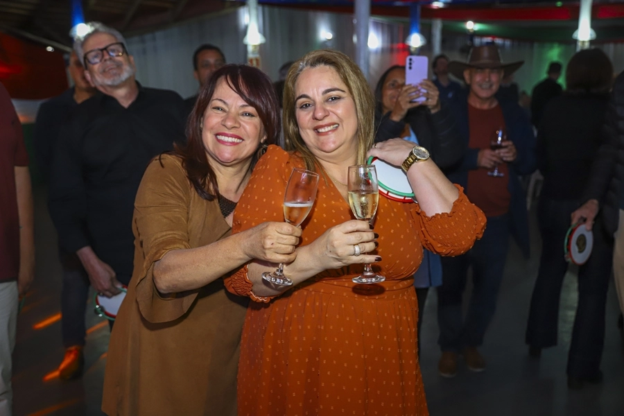 Noite do Queijo & Vinho – 26/07/2025