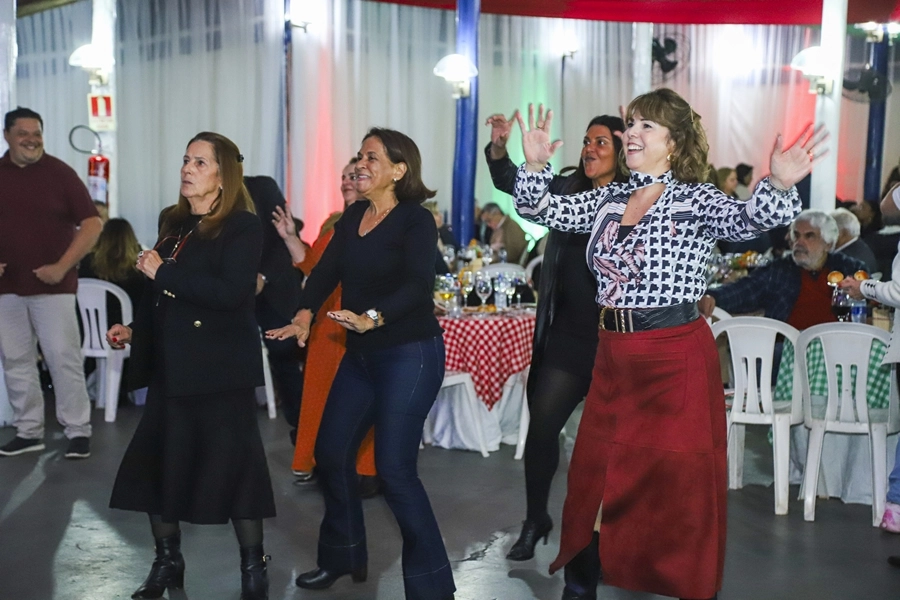 Noite do Queijo & Vinho – 26/07/2025