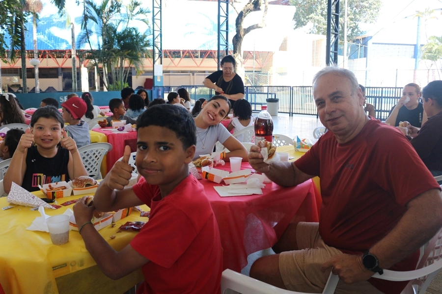 Campanha McDia Feliz do Projeto CRESCER – 23/08/2025