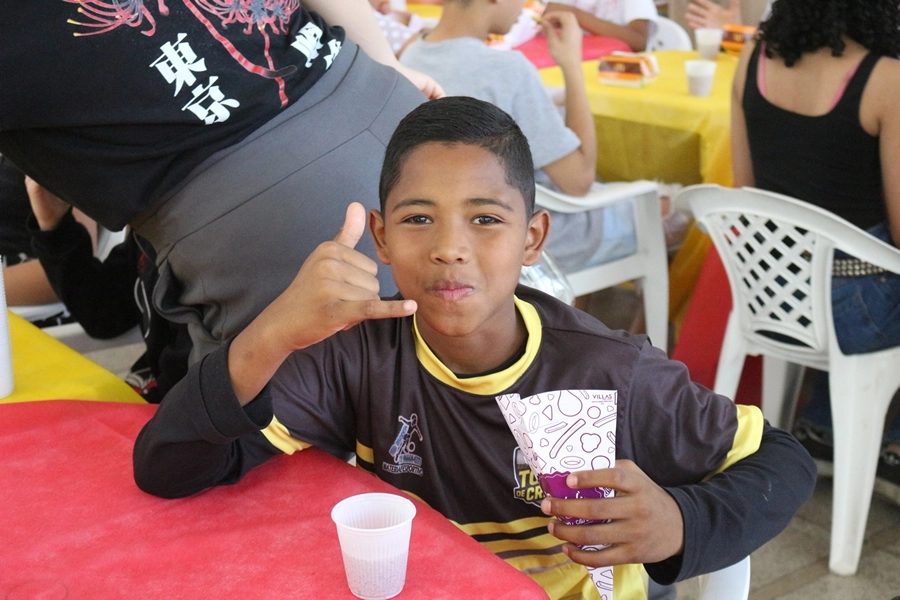 Campanha McDia Feliz do Projeto CRESCER – 23/08/2025