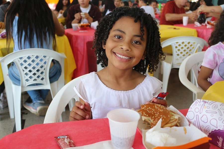 Campanha McDia Feliz do Projeto CRESCER – 23/08/2025